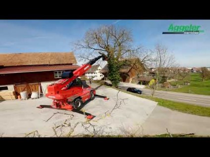 MRT 3050 mit einer 3.5t Vario Speed Seilwinde und einem Woodcracker