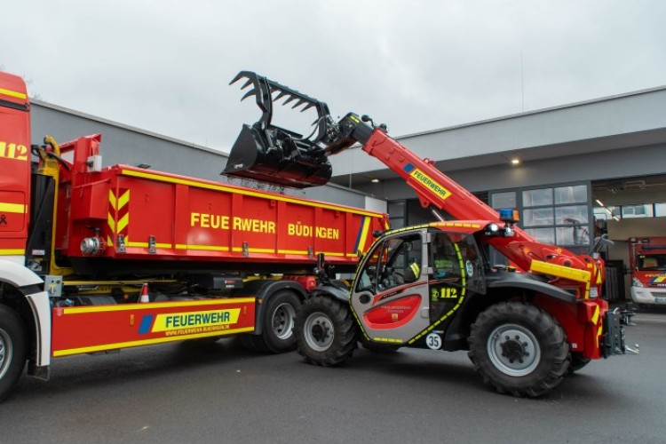 Manitou im Einsatz für die Feuerwehr