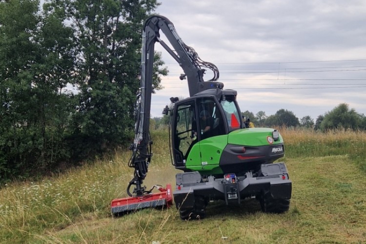 Ablieferung Mecalac 11MWR